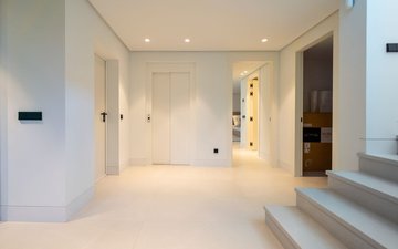Property slide 80