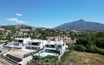 Property slide 81