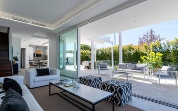 Property slide 19