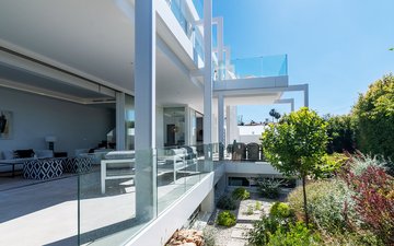 Property slide 20