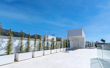 Property slide 40