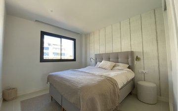 Property slide 25