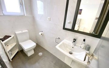 Property slide 21