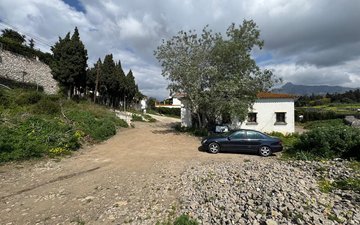 Property slide 10