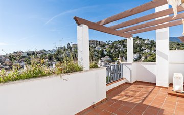 Property slide 22