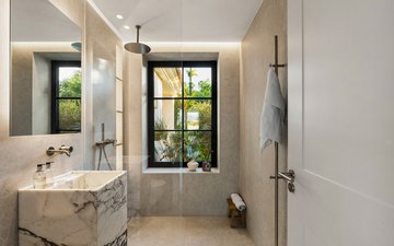 Property slide 20