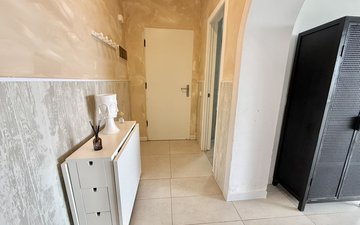 Property slide 7