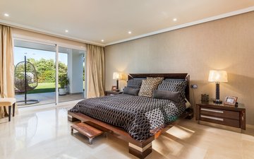 Property slide 25