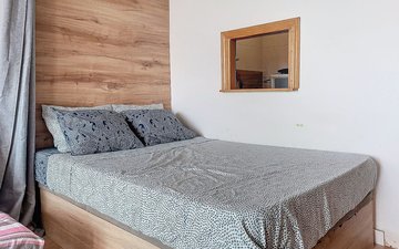 Property slide 7