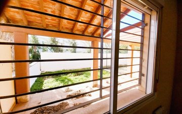 Property slide 17
