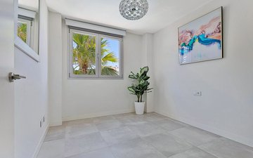 Property slide 14