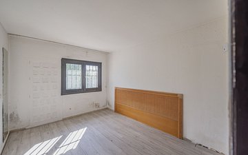 Property slide 5