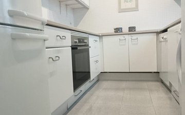 Property slide 16