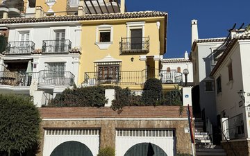 Property slide 30