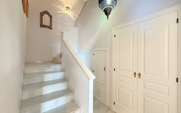 Property slide 21
