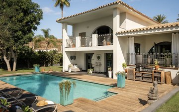 Property slide 22