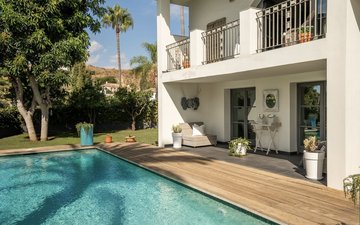 Property slide 23
