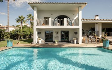 Property slide 26