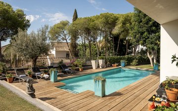 Property slide 44
