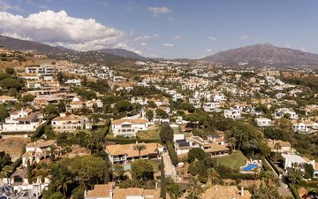 Property slide 48