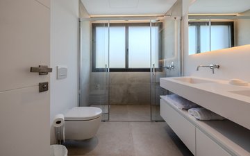 Property slide 24