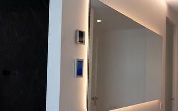 Property slide 32