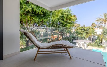 Property slide 34