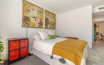 Property slide 21