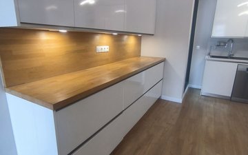 Property slide 16