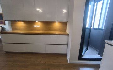 Property slide 20