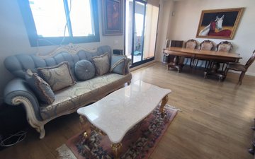 Property slide 44