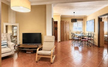 Property slide 25