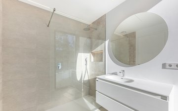 Property slide 24