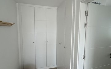 Property slide 21