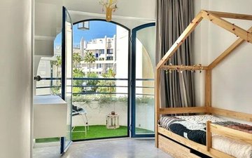 Property slide 18