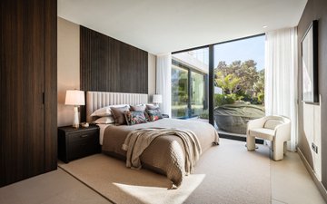 Property slide 17