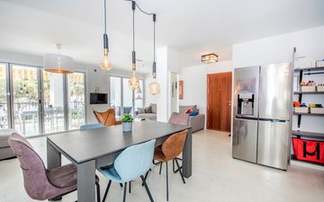 Property slide 16