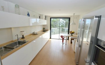 Property slide 37