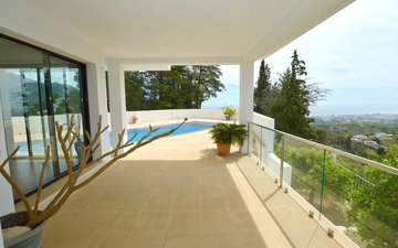 Property slide 39