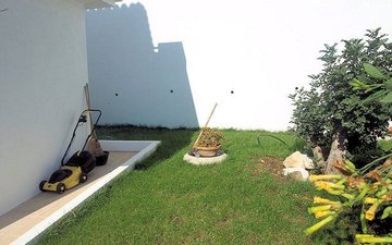 Property slide 44