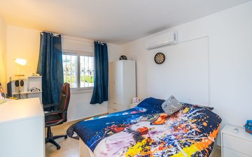 Property slide 10