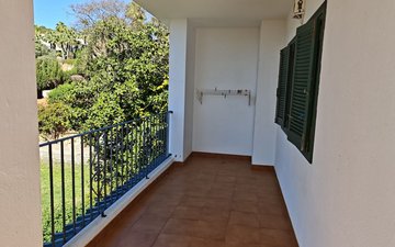 Property slide 25