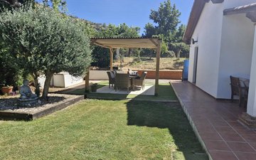 Property slide 22