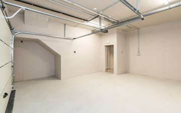 Property slide 22