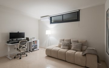 Property slide 25