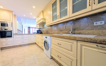 Property slide 14