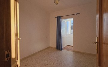 Property slide 25