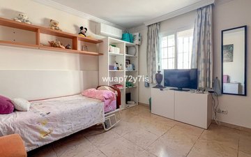 Property slide 18