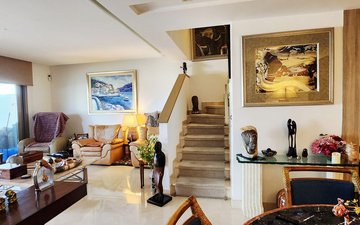 Property slide 10