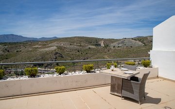 Property slide 16